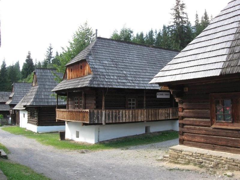 Penzion Kamzik A Drevenica Habovka Exterior photo